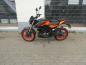 Preview: Neufahrzeug Motorrad Qj Motor SRK 125 S PRO Schwarz Orange