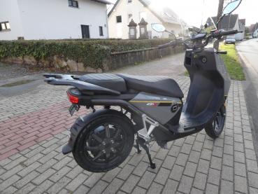 Neufahrzeug Roller Super Soco CPX 125 Stahl Grau