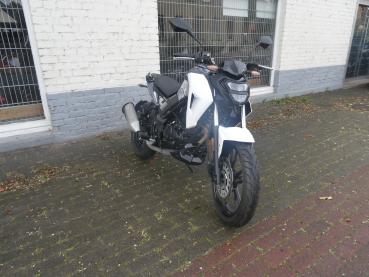 Gebrauchtfahrzeug Motorrad SYM NHX 125 Weiß 1.Hand