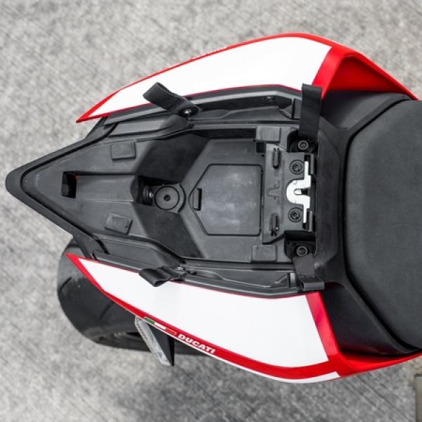 Kriega US-Drypack Montage Kit für Ducati Panigale 959/1299