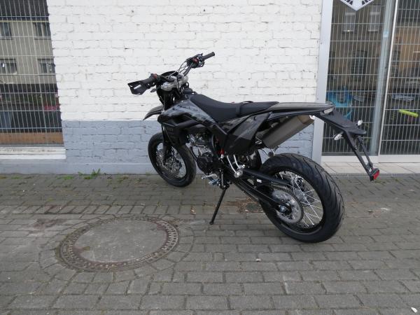 Neufahrzeug Motorrad Sherco 125 4T SM-RS Blackmoon Supermoto