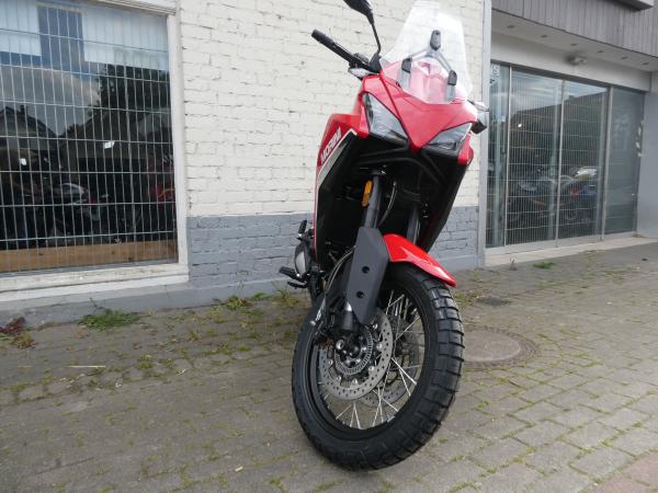 Neufahrzeug Motorrad Moto Morini X-CAPE 650 Red Passion Speichen